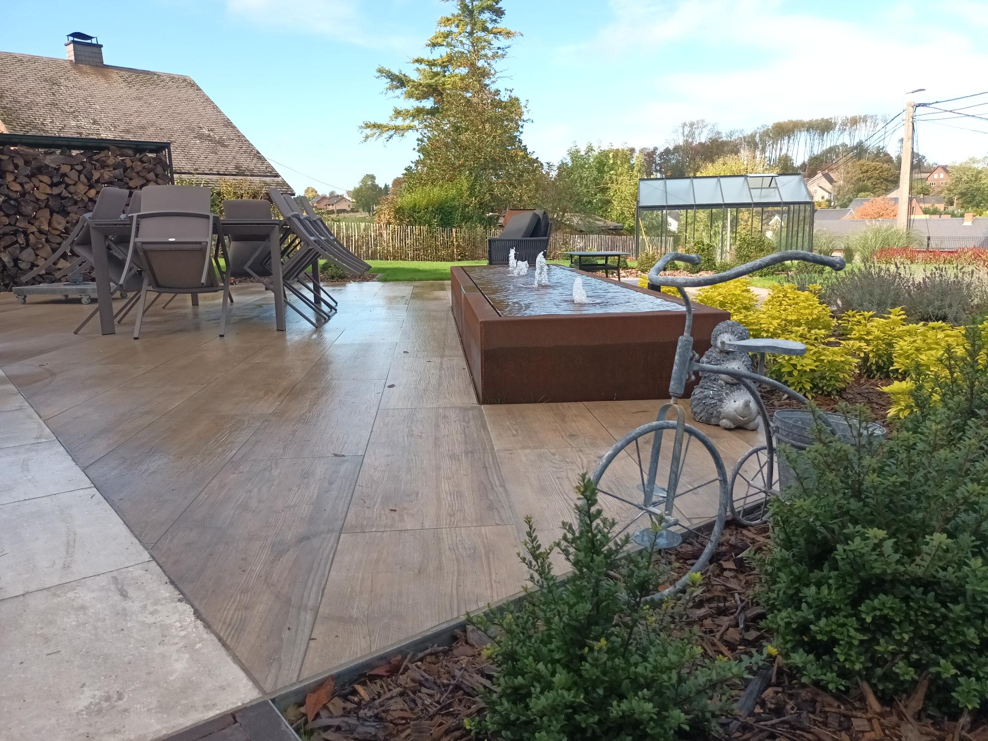 Terrasse, serre et bac corten